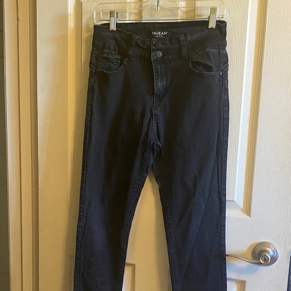 Women’s Black Slim Stretch Jeans